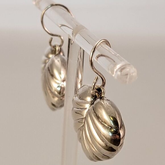 Vintage Sterling Puffy Leaf Heart Drop Earrings - Picture 4 of 6